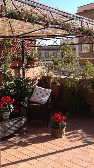 Amazing Roof In The Heart Of Naples! Apartment Exterior photo