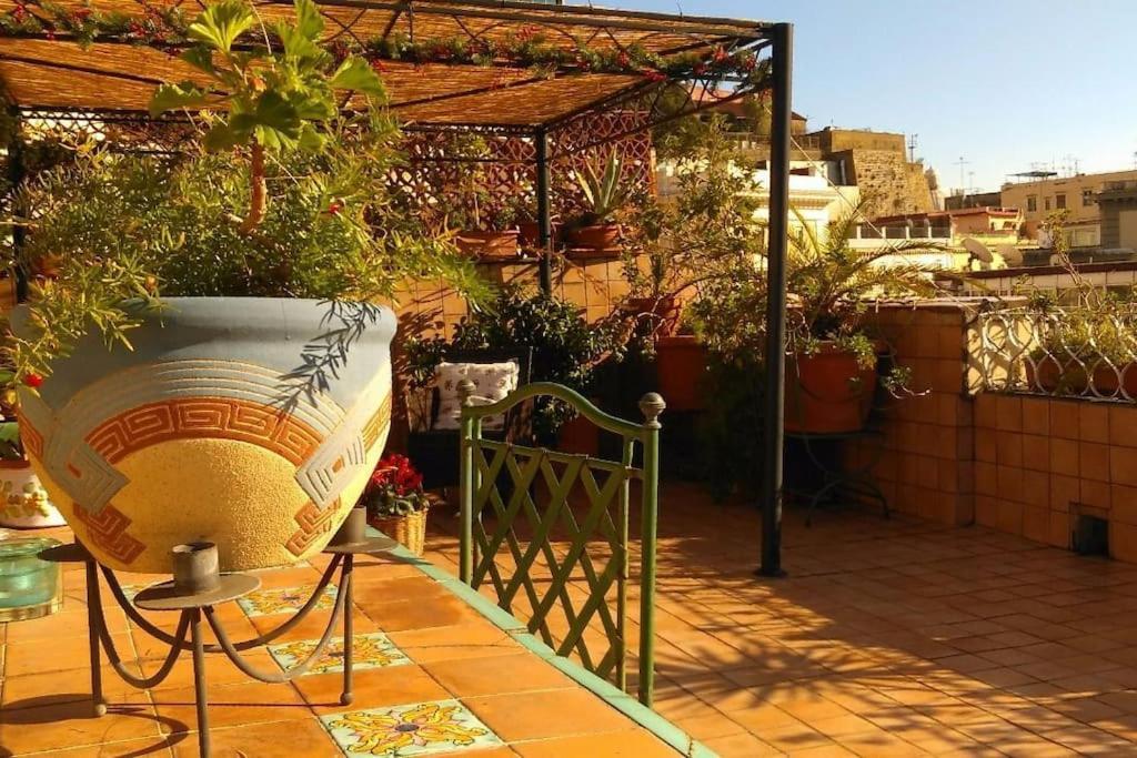 Amazing Roof In The Heart Of Naples! Apartment Exterior photo